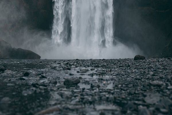 pexels-photo-1875480