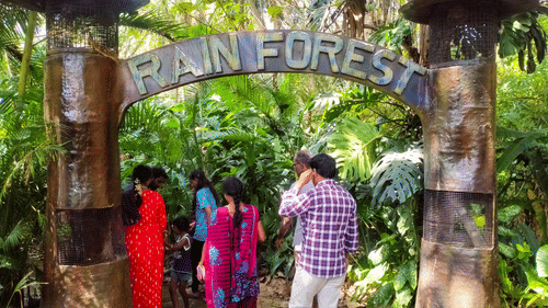 people walking in to the Rain Forest - Black Thunder, Coimbatore