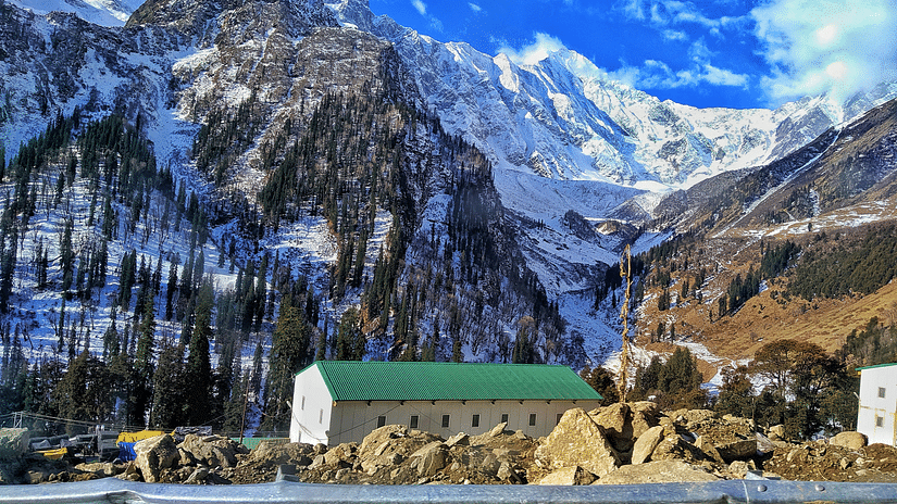 View of snow capped mountains in Manali