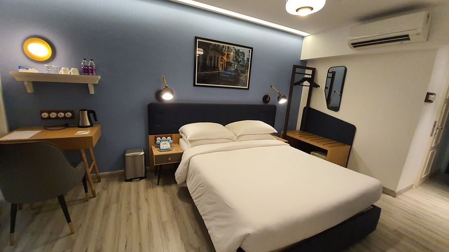 Deluxe Queen Room - 3
