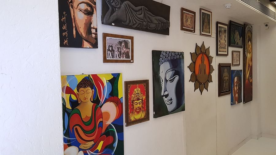 Andheri East Hotel, Dragonfly Hotel - Art Hotel in Andheri