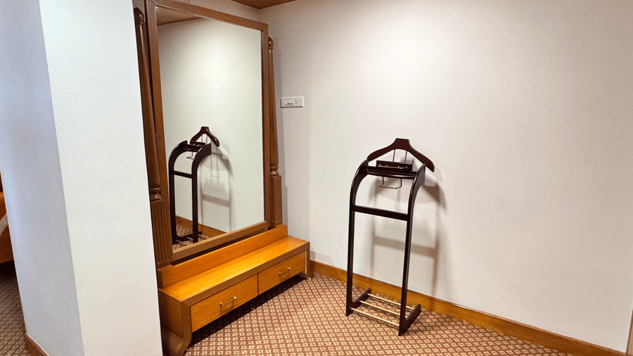 Classic Luggage Storage Nook at Cenneys Gateway - Pride of Salem.