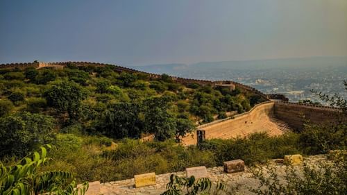 Hiking and Trekking Trails near Jaipur | Neemrana Hotels