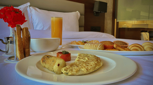 5-star hotels in Bhimtal, Nainital, 5 star resorts in Bhimtal 0587