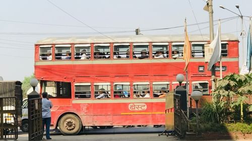 Bus Mumbai