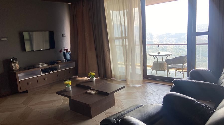 separate sitting area at Aranya - Aranya Himalayan Retreat, Mashobra