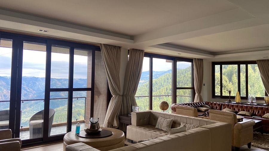 common sitting area at Aranya Himalayan Retreat - Aranya Himalayan Retreat, Mashobra
