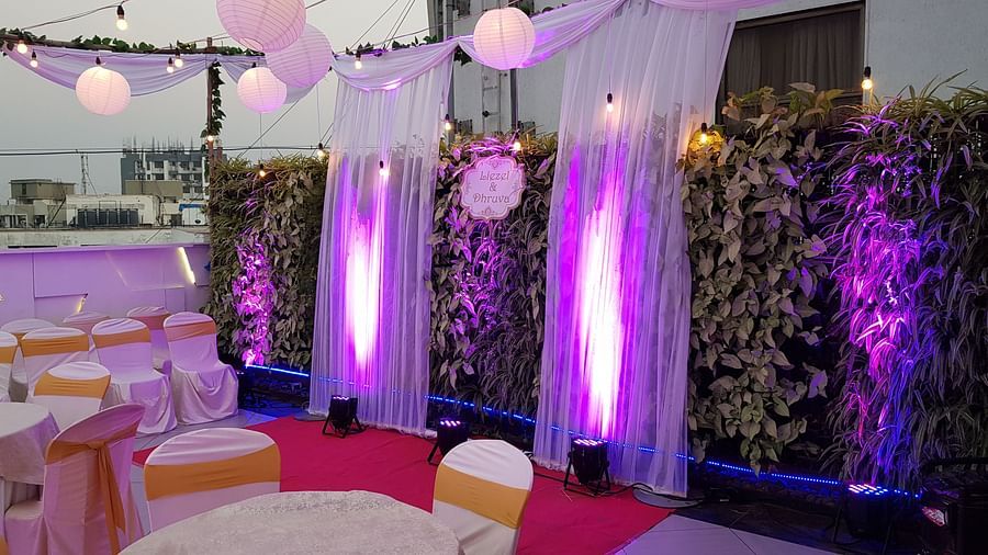 Banquet Halls in Andheri East, Dragonfly Hotel, Hotels in Andheri East