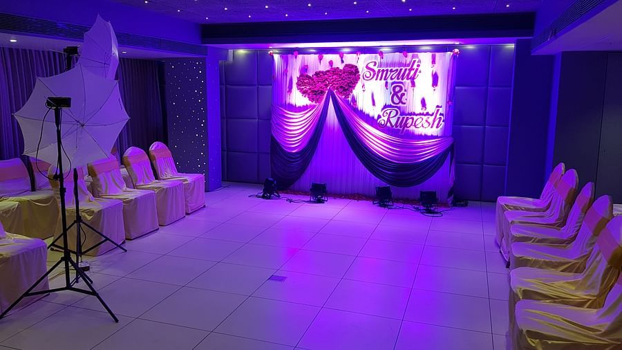 Banquet Halls in Andheri East, Dragonfly Hotel, Hotels in Andheri East