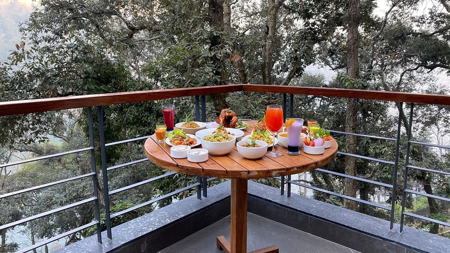 best 5-star hotels in Bhimtal, Nainital, 5 star resorts in Bhimtal 3217
