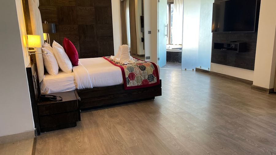 Rosetum Kasauli - King size bed at the king suite
