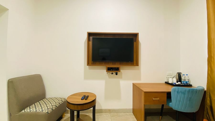 Super Deluxe Room television sofa and study desk - Southern Grand Kashi