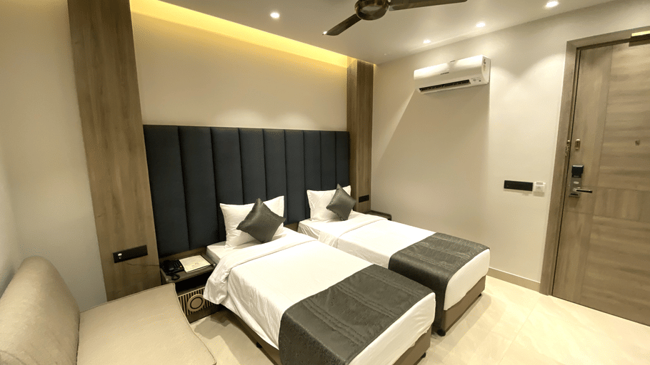 Executive Room3