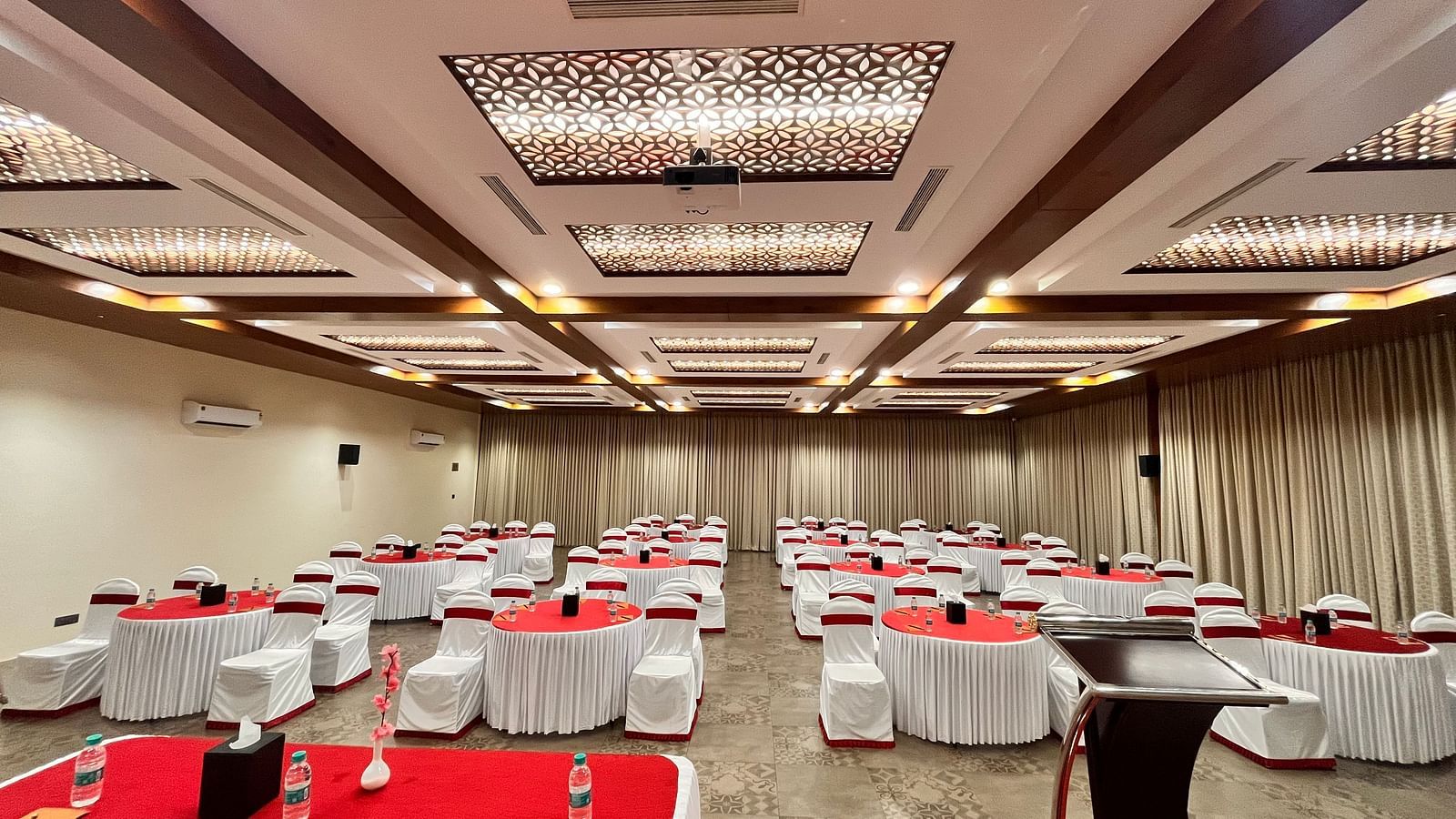 The Spruce Banquet Hall at The Silver Sky Hotels and Resorts, Chikkamangaluru 2