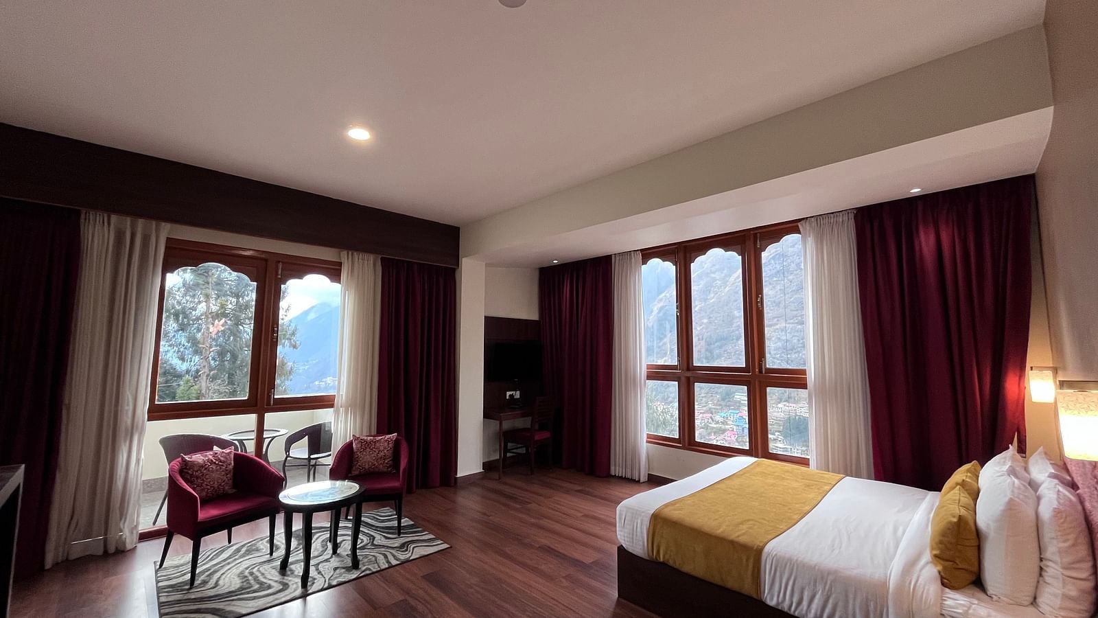 Junior Suite With Balcony  (9)