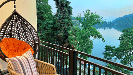 Bliss Lake View With Balcony