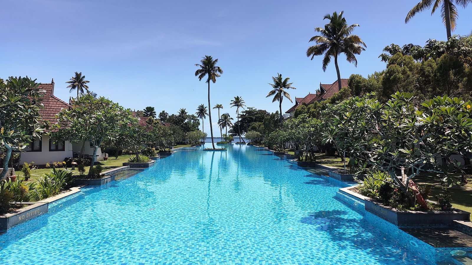 Swimming pool at our hotel in Kumarakom - Rhythm Kumarakom