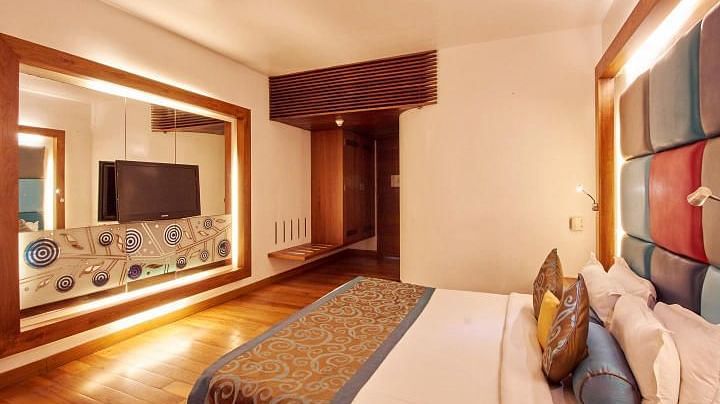 Deluxe Non Sea Facing Room at The Promenade Hotel Pondicherry 01