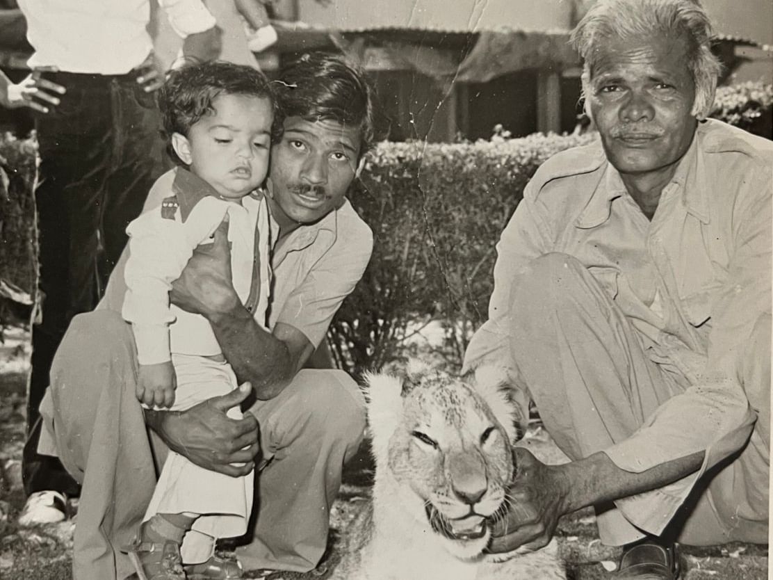 A black and white image of Luv Shekhawat at Jaipur.