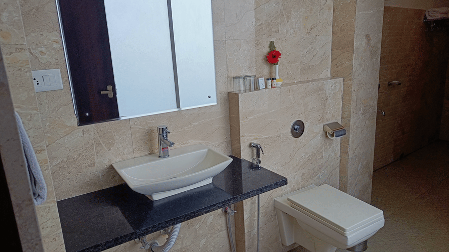 bathroom superior room