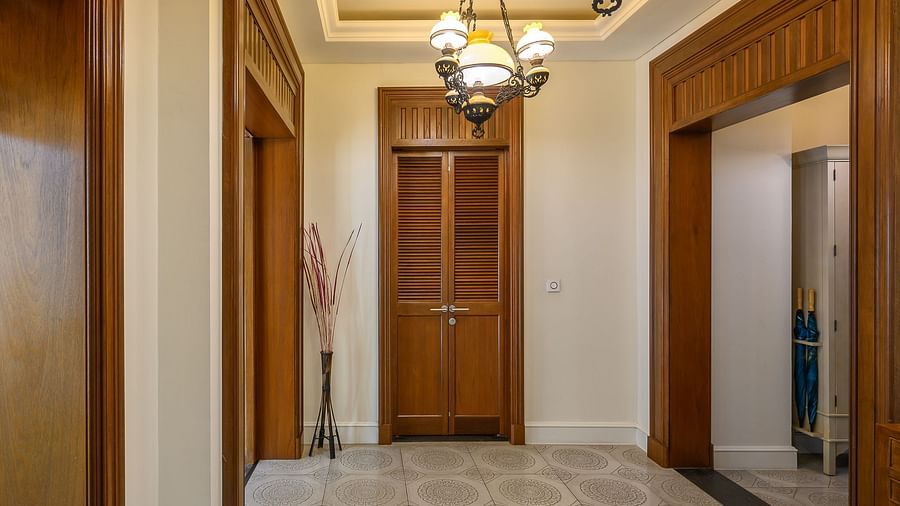 The corridor leading to the open walk in closet - three bedroom private pool villa