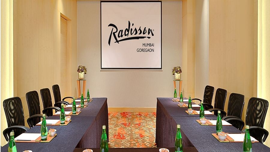 8 U Shape Radisson Mumbai Goregaon