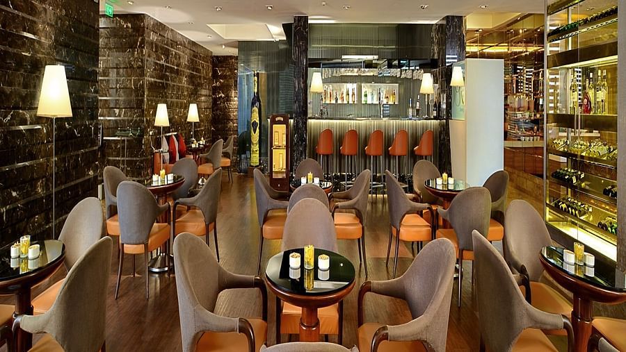 Bars Radisson Mumbai Goregaon 2
