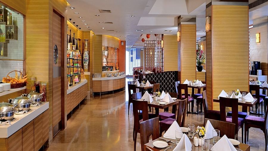 Coffee Shop Radisson Mumbai Goregaon