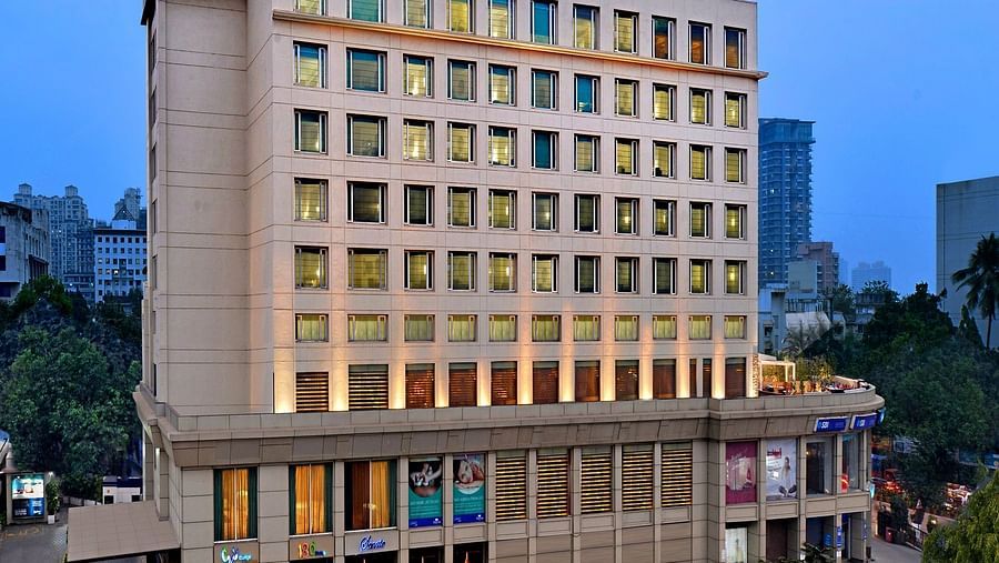 Facade Radisson Mumbai Goregaon 2