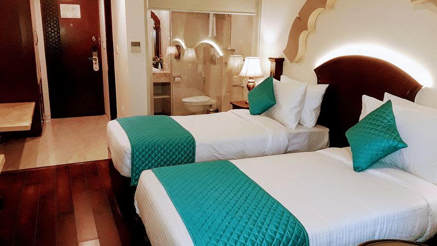 deluxe twin room at comfort inn sapphire, jaipur