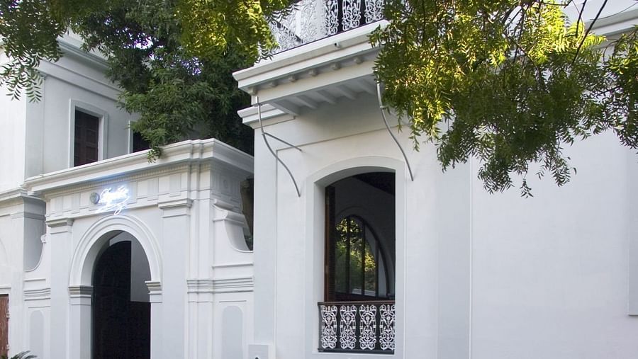 Facade at Hotel Le Dupliex Pondicherry