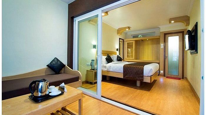 mini-suite