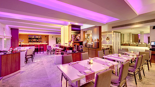 dining at HHI Select, Bangalore - our business hotel in JP Nagar 2