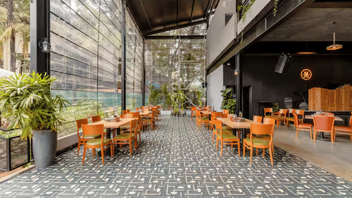 Open-air dining and brewery setup at Mannheim Craft Brewery