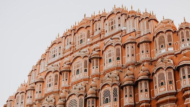 Sightseeing in Jaipur with Sarovar Hotels, Jaipur Sightseeing with Sarovar Hotels, Famous Forts in Jaipur with Sarovar, Best Hotels in Jaipur Sarovar Hotels