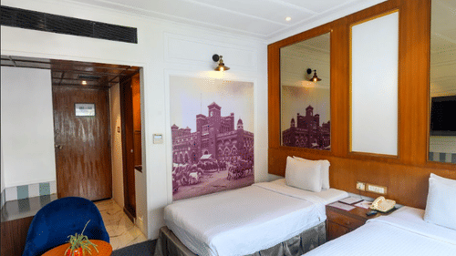 Polo Floatel Kolkata