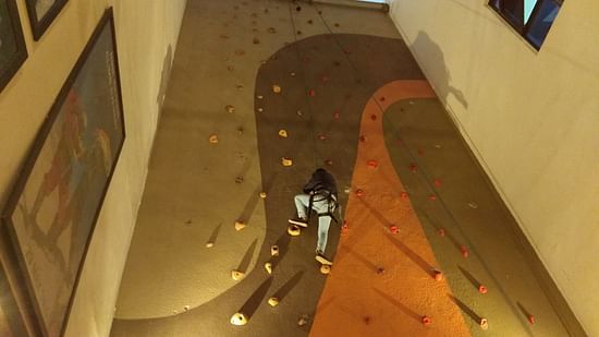 ROCK CLIMBING WALL