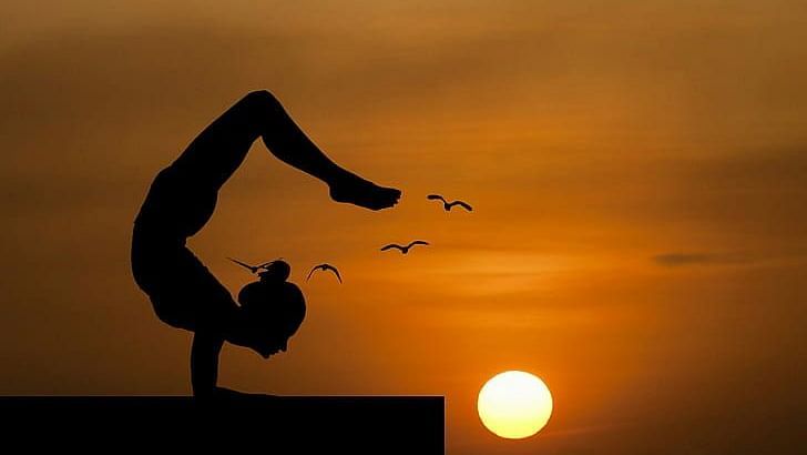 yoga-balance-nature-handstand
