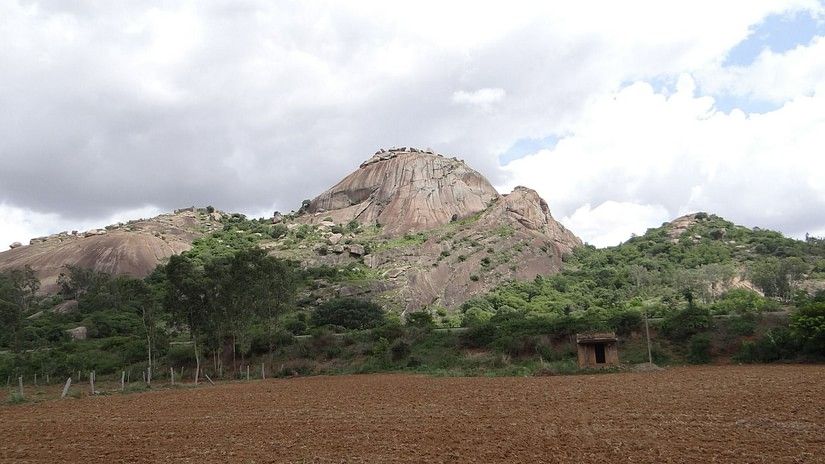hillock-370651 1920