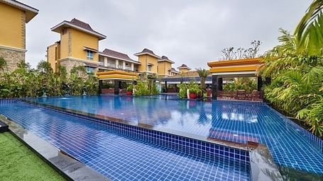 MAYFAIR-Raipur-Pool
