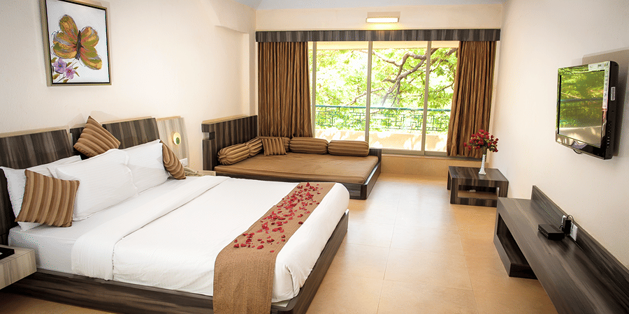 A close up view of the bed in Regency Room.