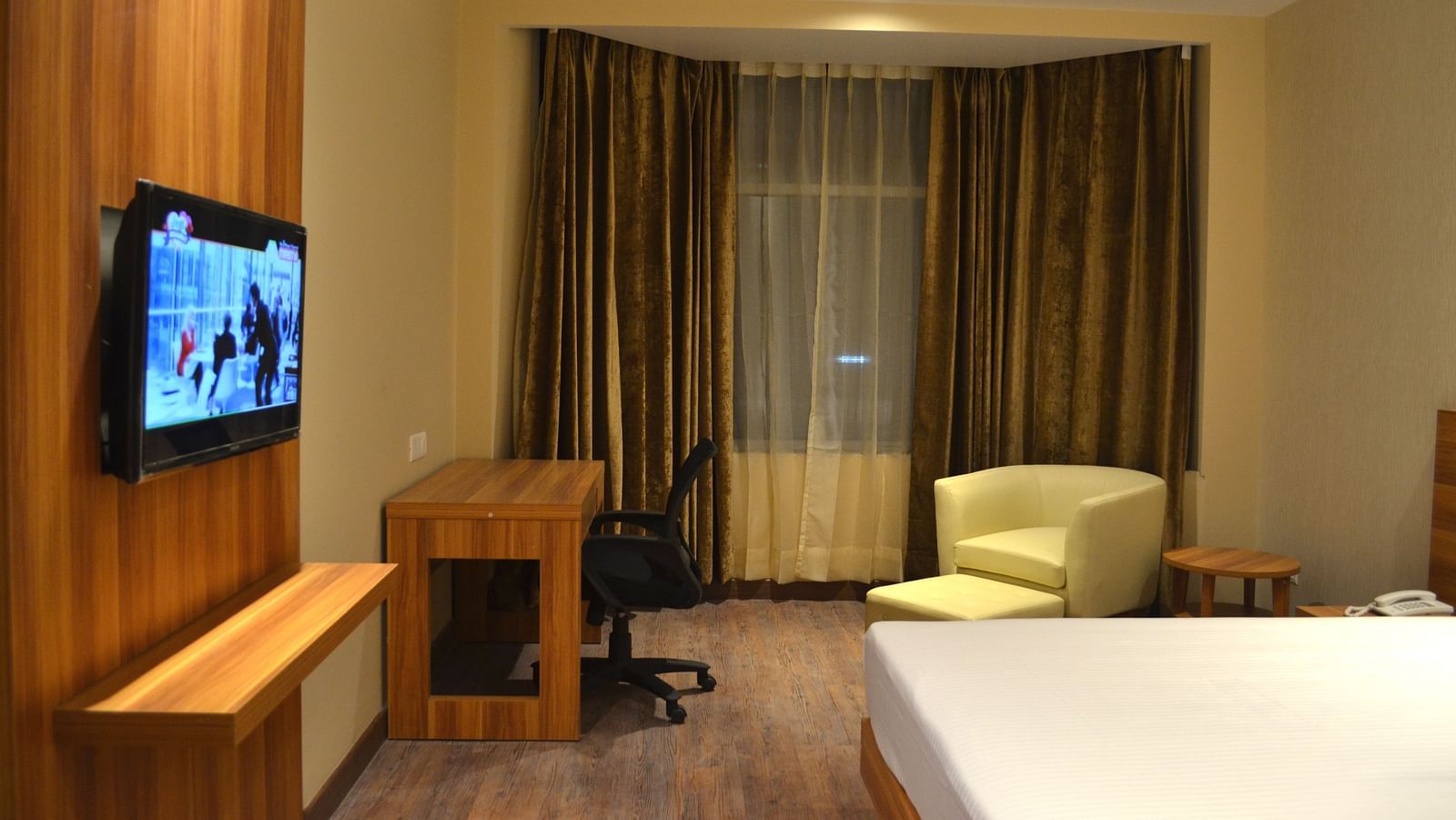 rooms le roi jammu hotel 1 k7u04u
