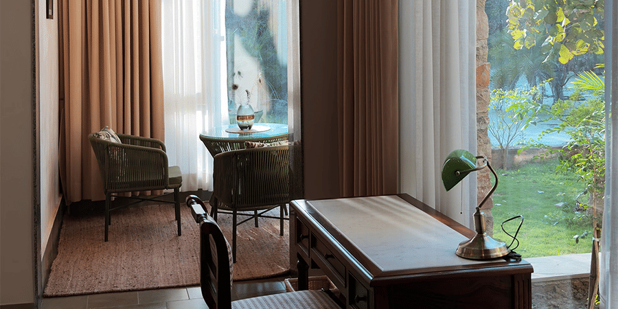 Room1