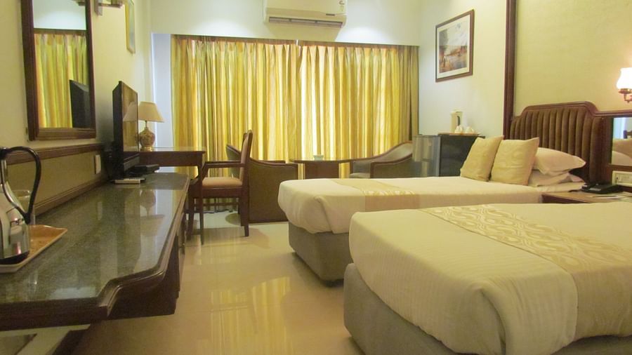 Deluxe Rooms Hotel Kohinoor Park Prabhadevi Mumbai 12