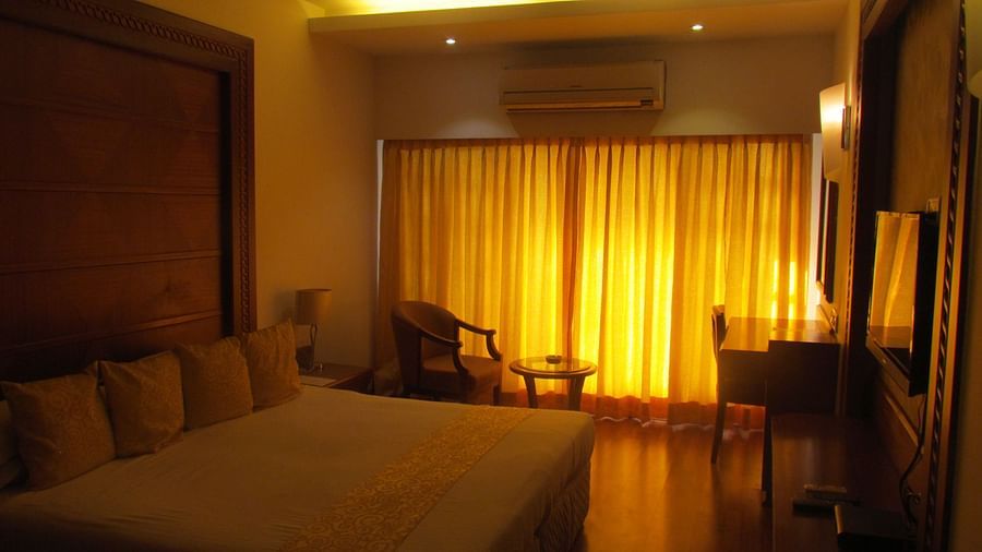 Deluxe Rooms Hotel Kohinoor Park Prabhadevi Mumbai 13