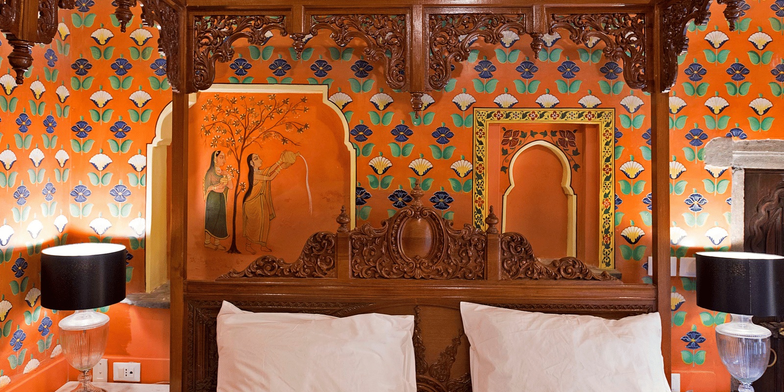 gogunda-palace-rooms-raj-tilak-suite-35