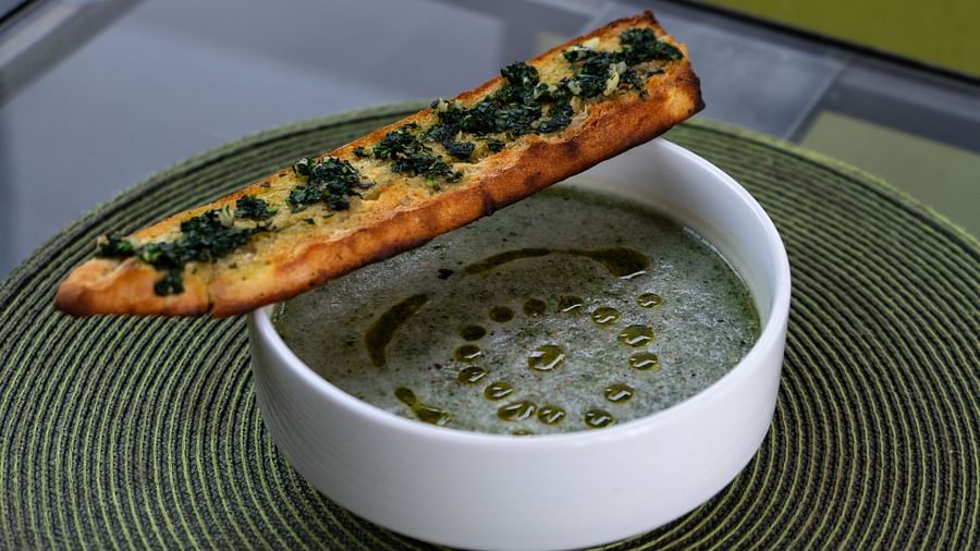 Zehneria Food-11