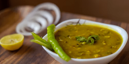 healthy and tasty Indian delicacies at our in-house restaurant 
