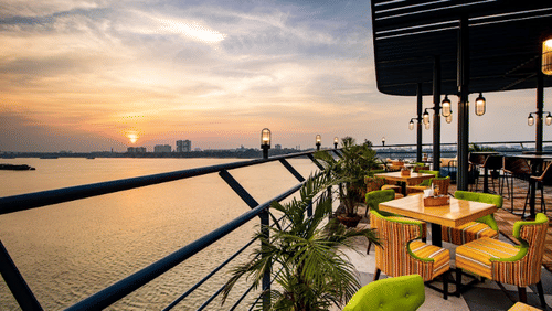 Polo Floatel Kolkata