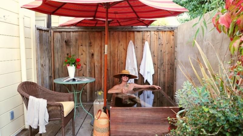 Garden Ofuro Spa with Woman